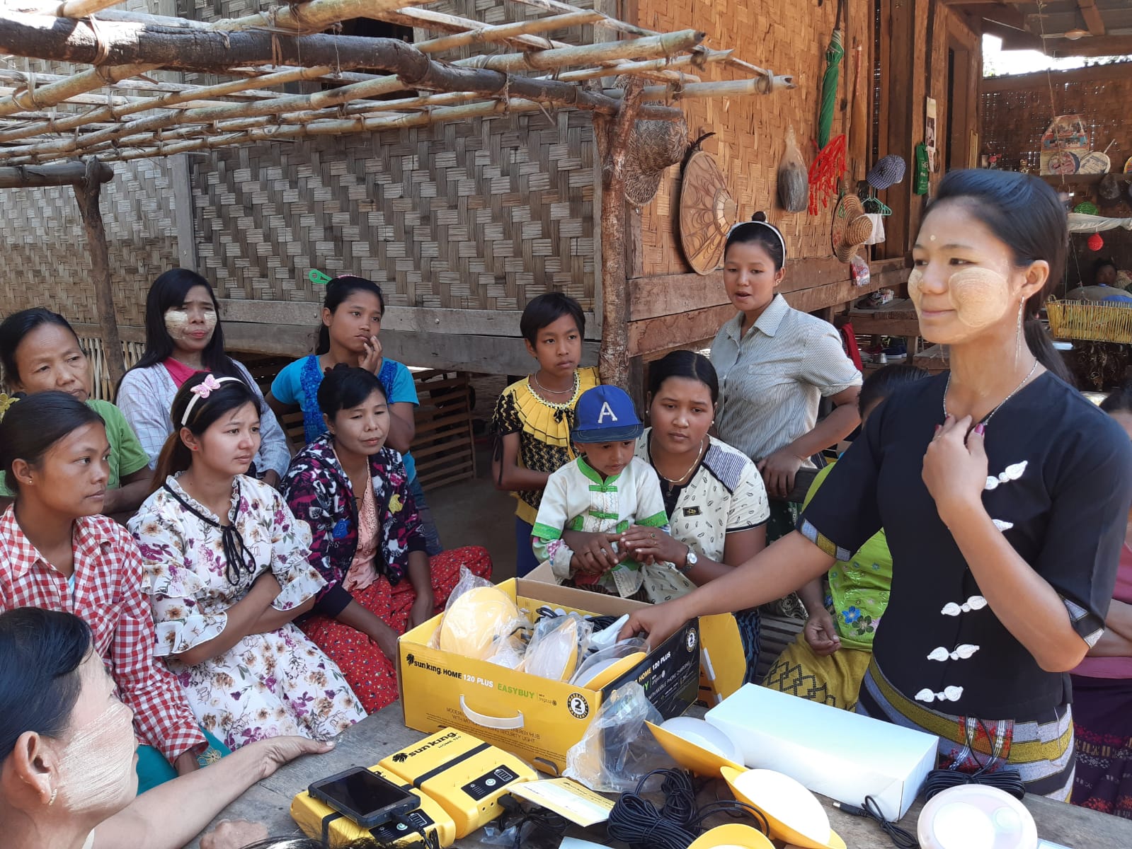 Atelier stratégique Myanmar kit solaires entreprenariat femmes Atelier stratégique Myanmar kit solaires entreprenariat femmes