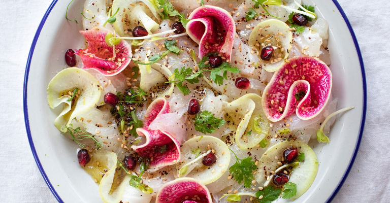Carpaccio de daura (menu de noël) Carpaccio de daurade, réalisé et photographié par Maki Manouk