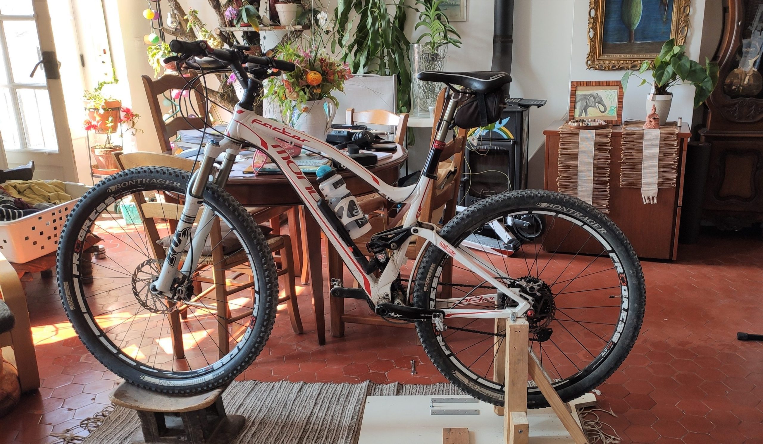 Comment fabriquer un vélo d’appartement et produire de l’énergie en confinement ?